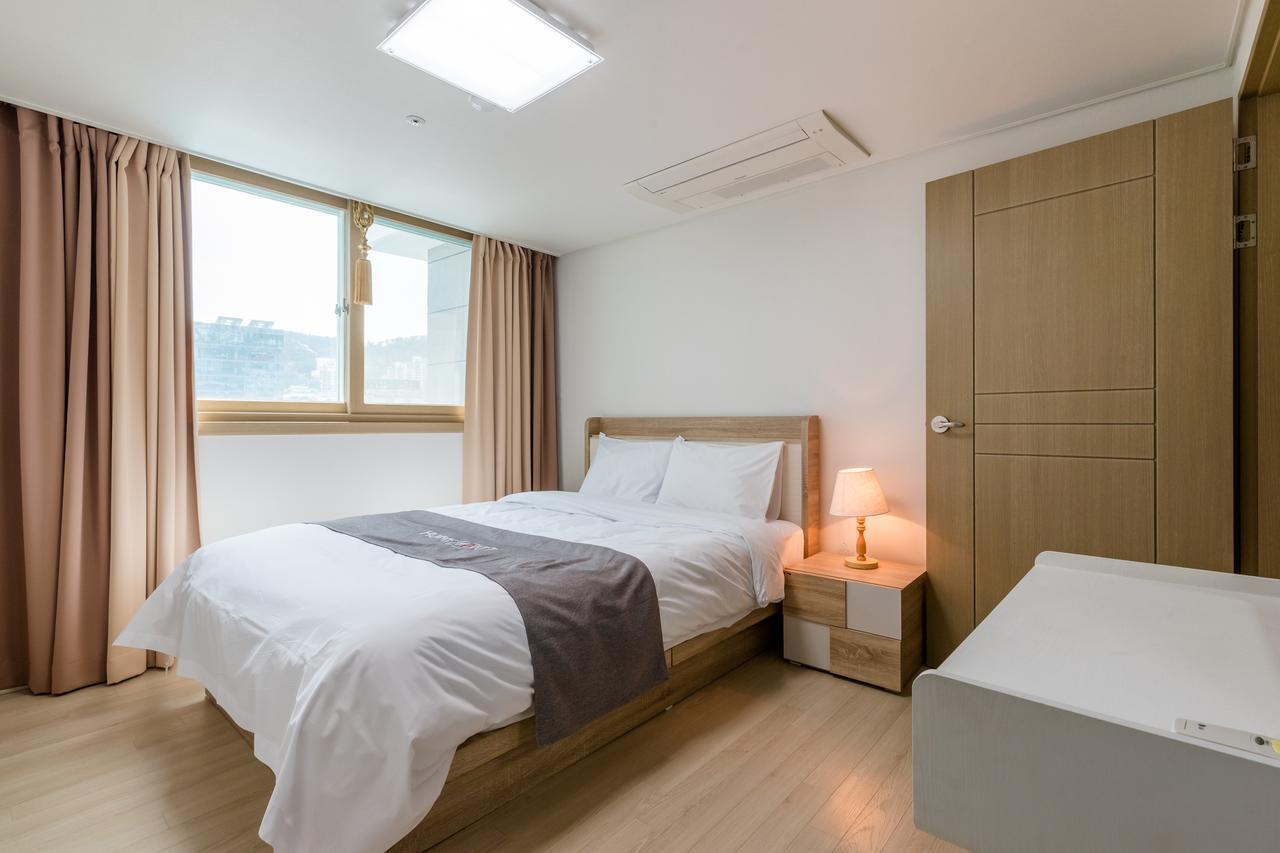 Home Fourest Residence Hotel Okpo Geoje Εξωτερικό φωτογραφία